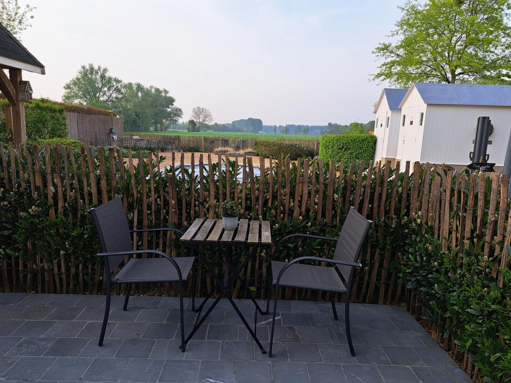 Casa-Cosi, Tourist & Business Flats With Reserved Parking And Private Terraces In Shared Garden With Seasonal Pool Included Lokeren Buitenkant foto